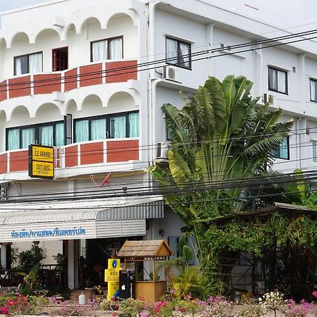 Ez House Hotel Szukhothaj Kültér fotó