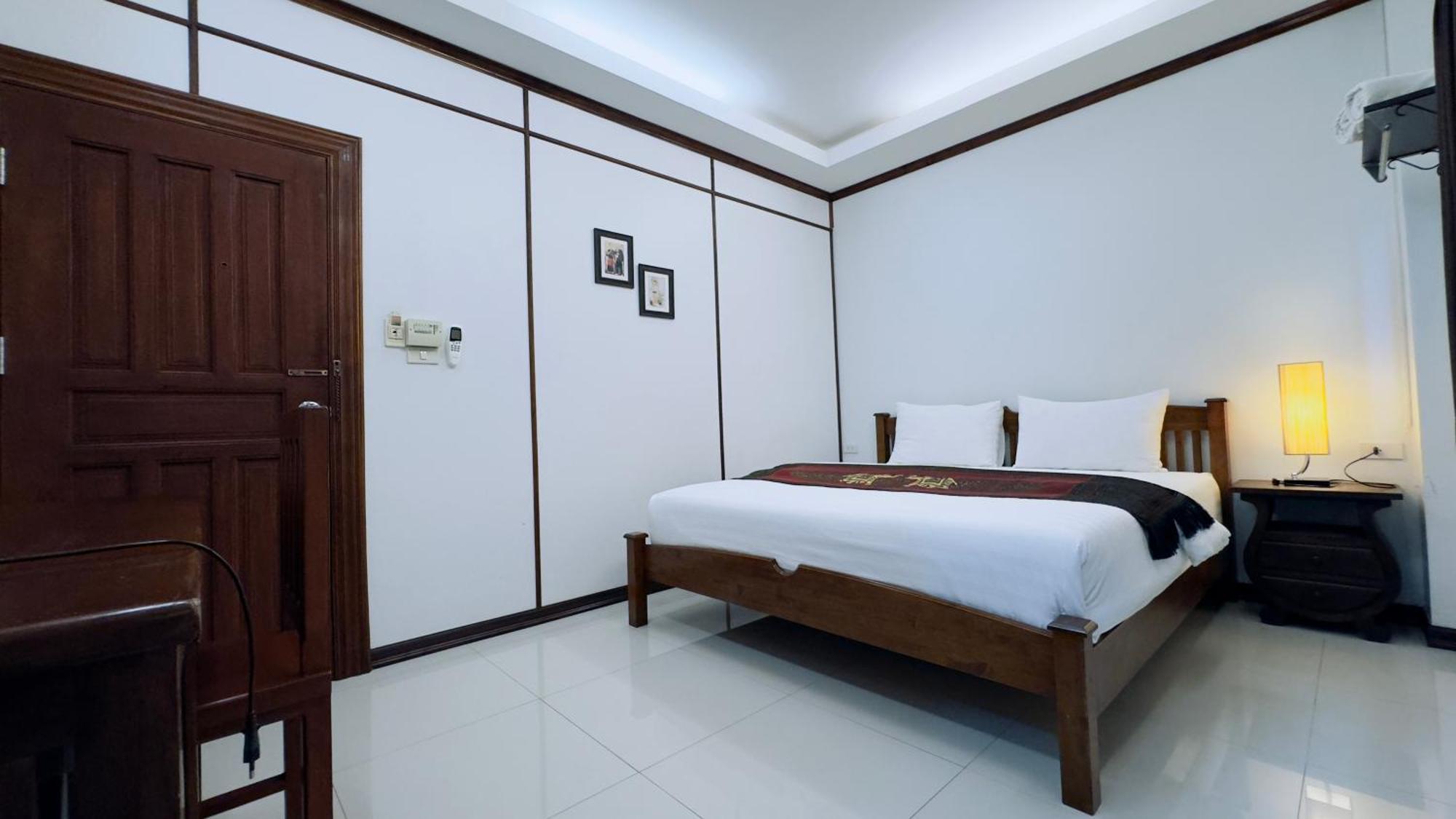 Ez House Hotel Szukhothaj Kültér fotó