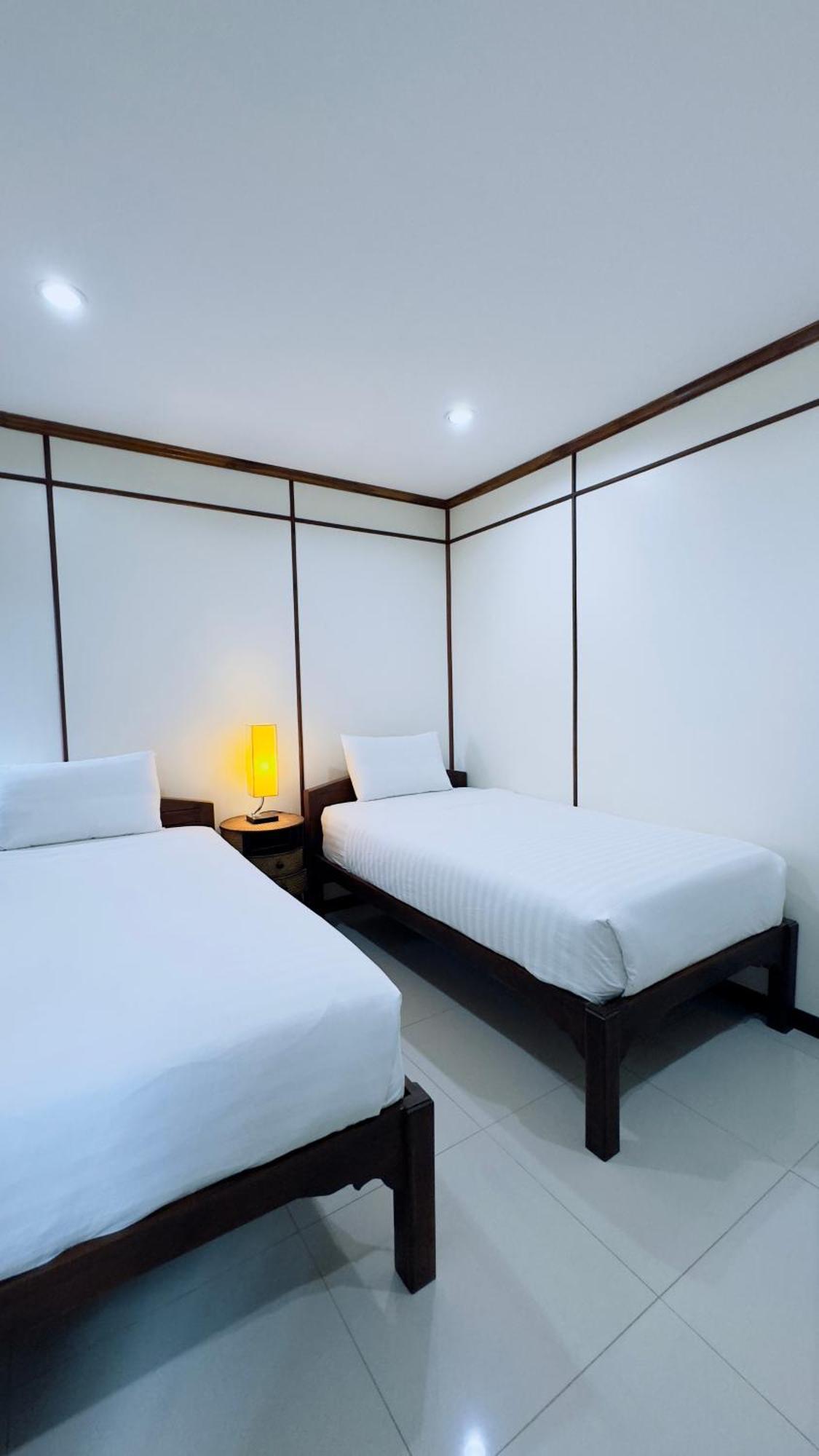 Ez House Hotel Szukhothaj Kültér fotó