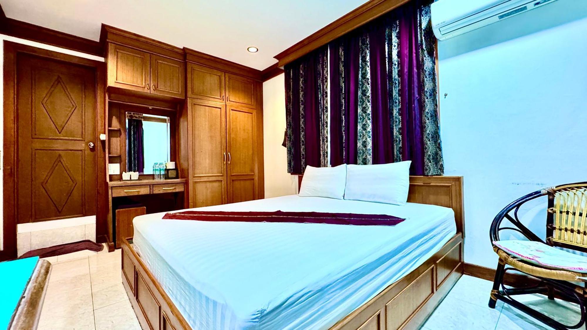 Ez House Hotel Szukhothaj Kültér fotó