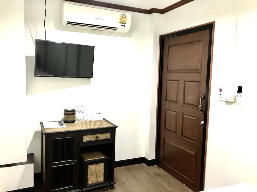 Ez House Hotel Szukhothaj Kültér fotó